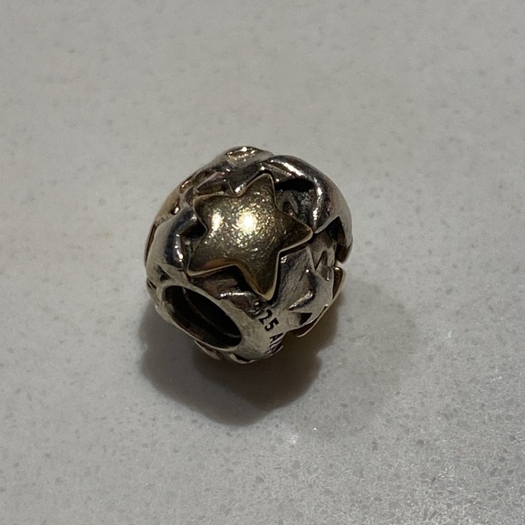 Pandora charm -Gold Stars - two toned sterling silver and 14 K - Picture 2 of 2